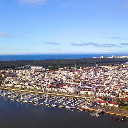 Casa Da Charming Town House 度假居 维拉·雷阿尔·德·桑托亚