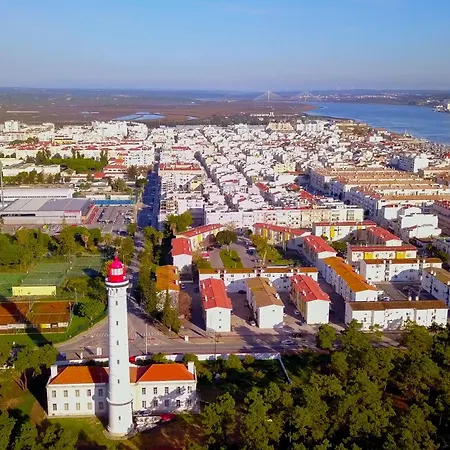 Casa Da Charming Town House בית נופש Vila Real de Santo António